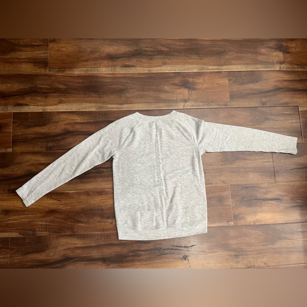 Danskin Now Crew Neck Pull Over Grey Girl Sweater